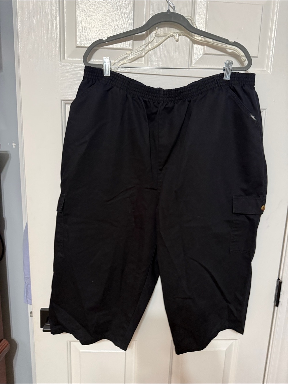 Plus women’s Cargo cropped pants with Elastic Waist